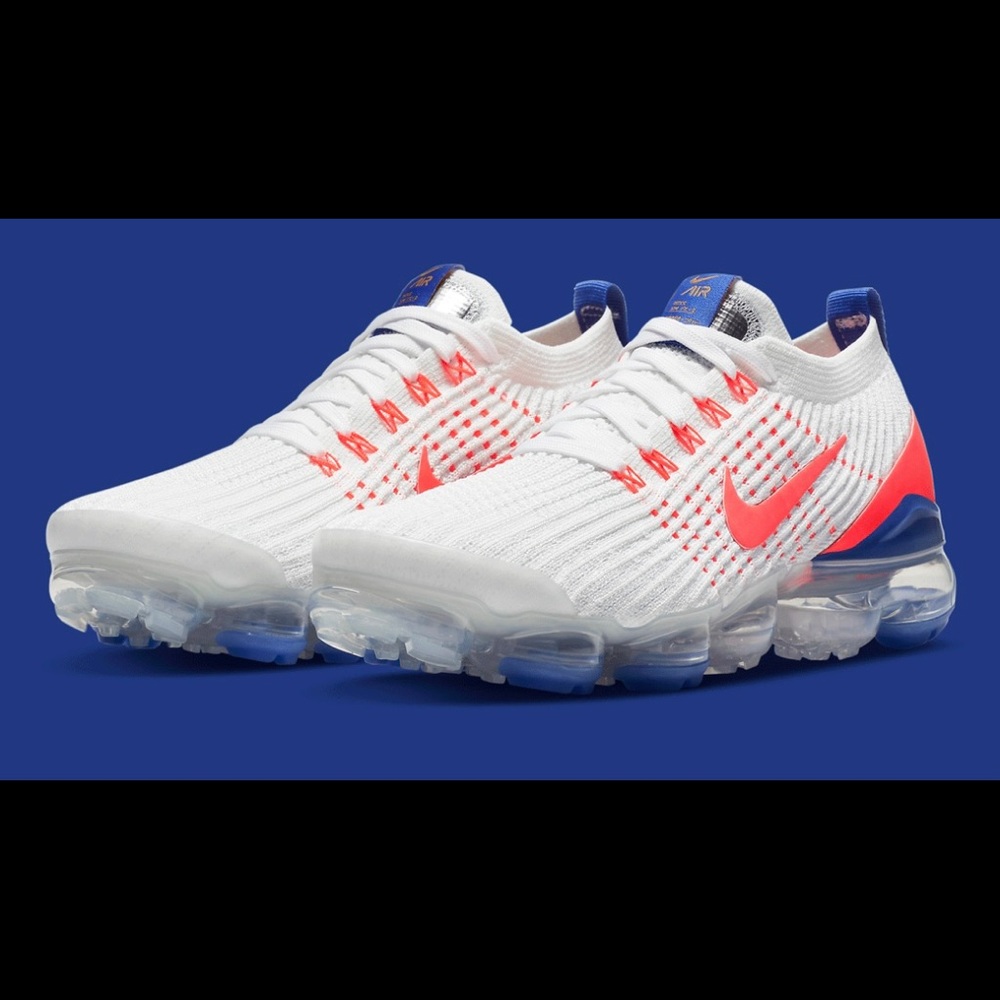 Nike Women’s Air VaporMax Flyknit 3